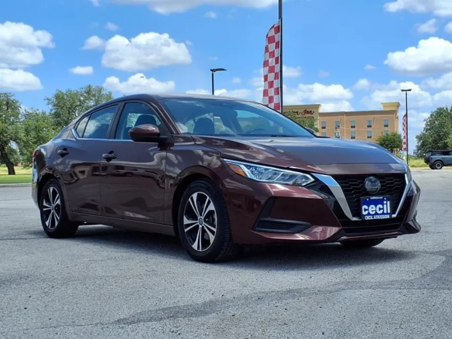 2022 Nissan Sentra SV photo 1