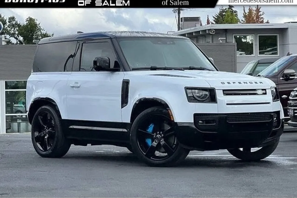 2022 Land Rover Defender 90 V8 photo 1