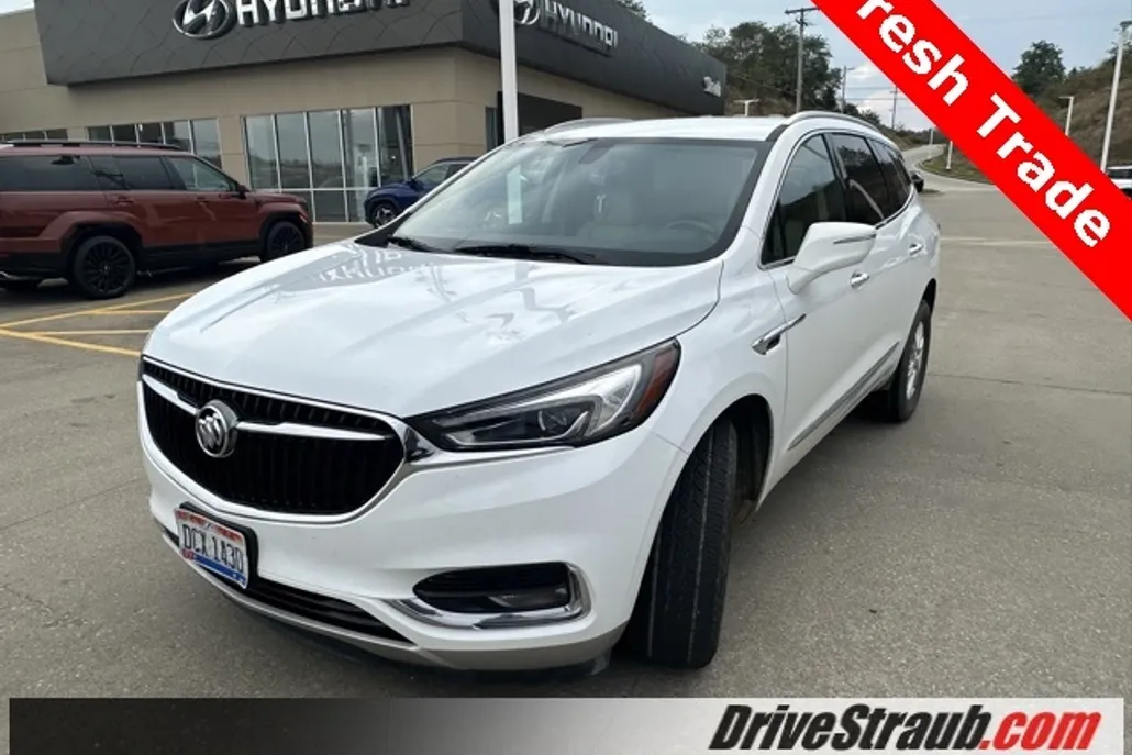 2020 Buick Enclave Essence photo 1
