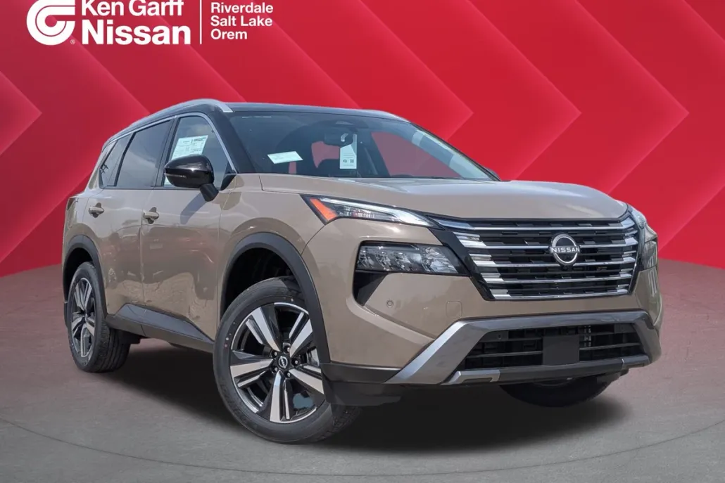 2025 Nissan Rogue SL photo 1