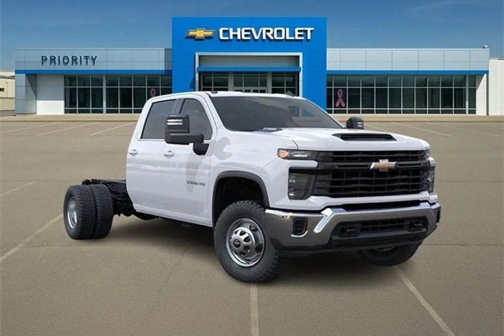 2025 Chevrolet Silverado 3500HD Work Truck photo 1
