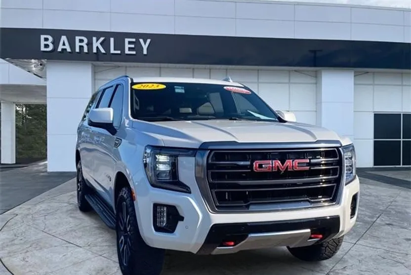 2023 Gmc Yukon XL AT4 photo 1