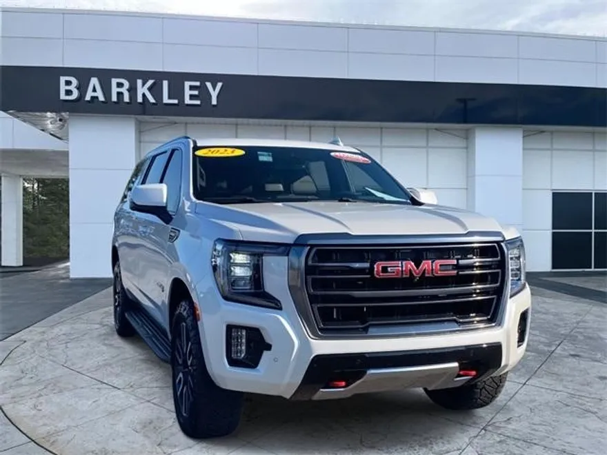 2023 Gmc Yukon XL AT4 photo 1