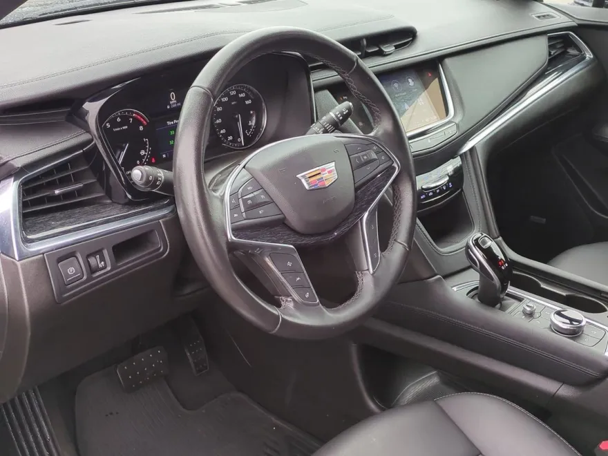 2021 Cadillac XT5 Premium Luxury photo 1