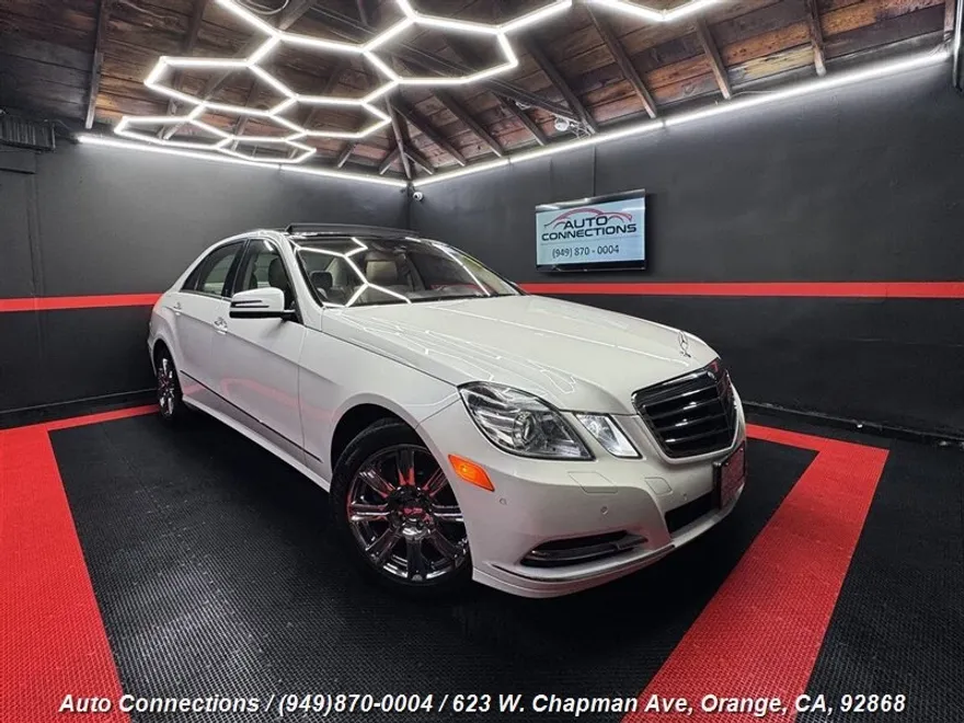 2013 Mercedes Benz E 350 photo 1