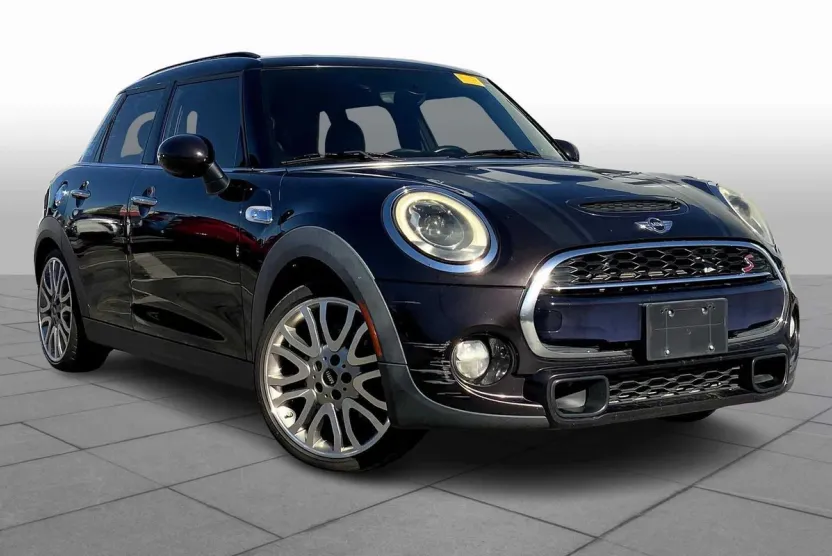 2016 Mini Cooper Hardtop 4 Door S photo 1
