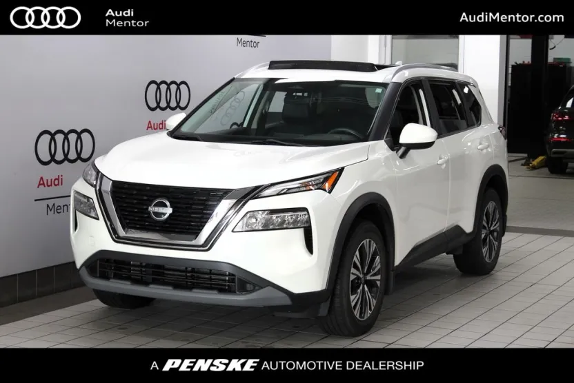 2023 Nissan Rogue SV photo 1