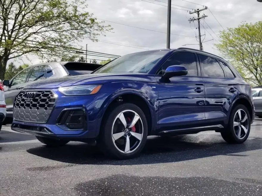 2024 Audi Q5 S line Premium Plus photo 1