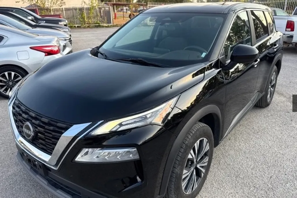 2023 Nissan Rogue SV photo 1