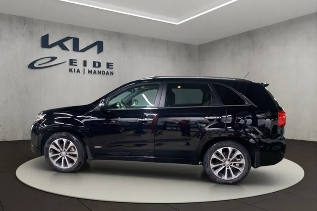 2014 Kia Sorento SX photo 1
