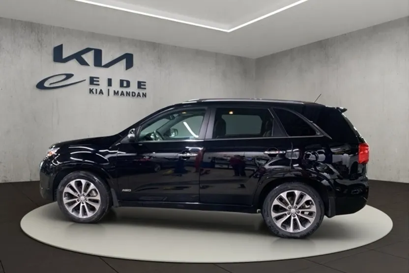2014 Kia Sorento SX photo 1