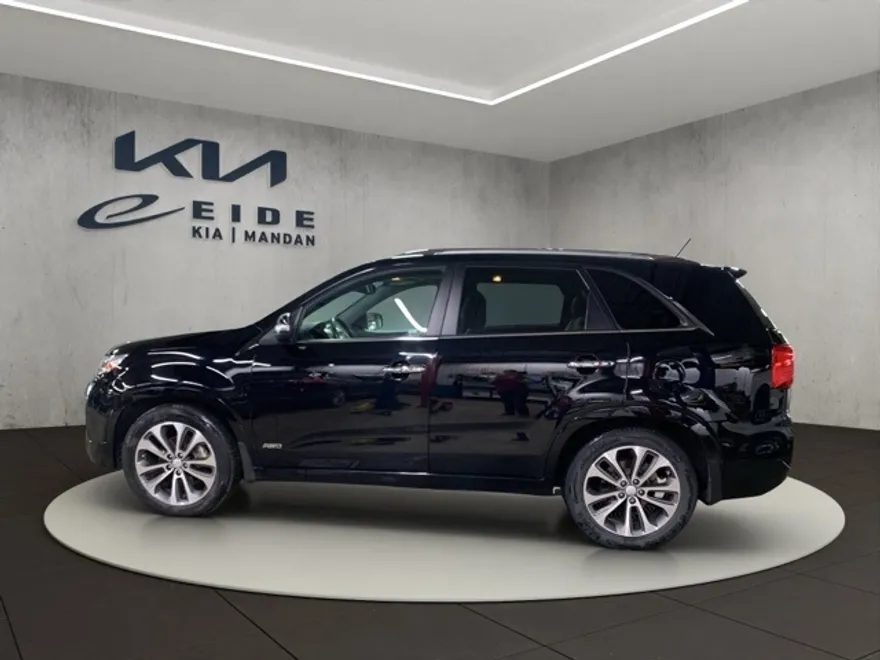 2014 Kia Sorento SX photo 1