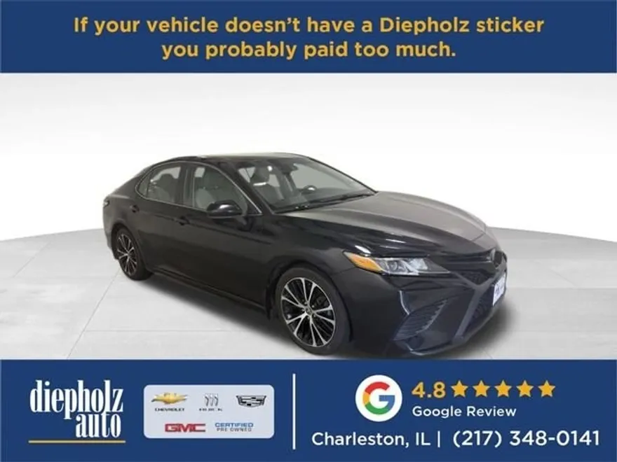 2020 Toyota Camry SE photo 1