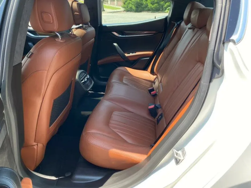 2014 Maserati Ghibli S Q4 photo 14