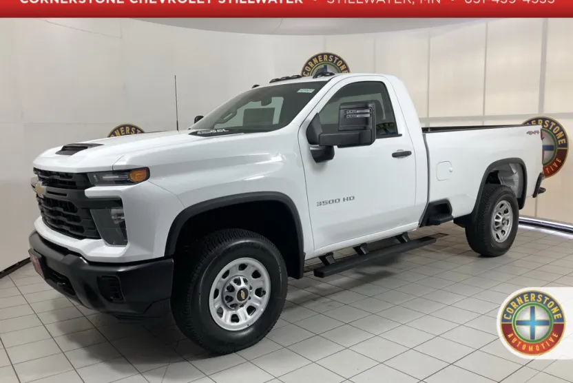 2025 Chevrolet Silverado 3500HD photo 1