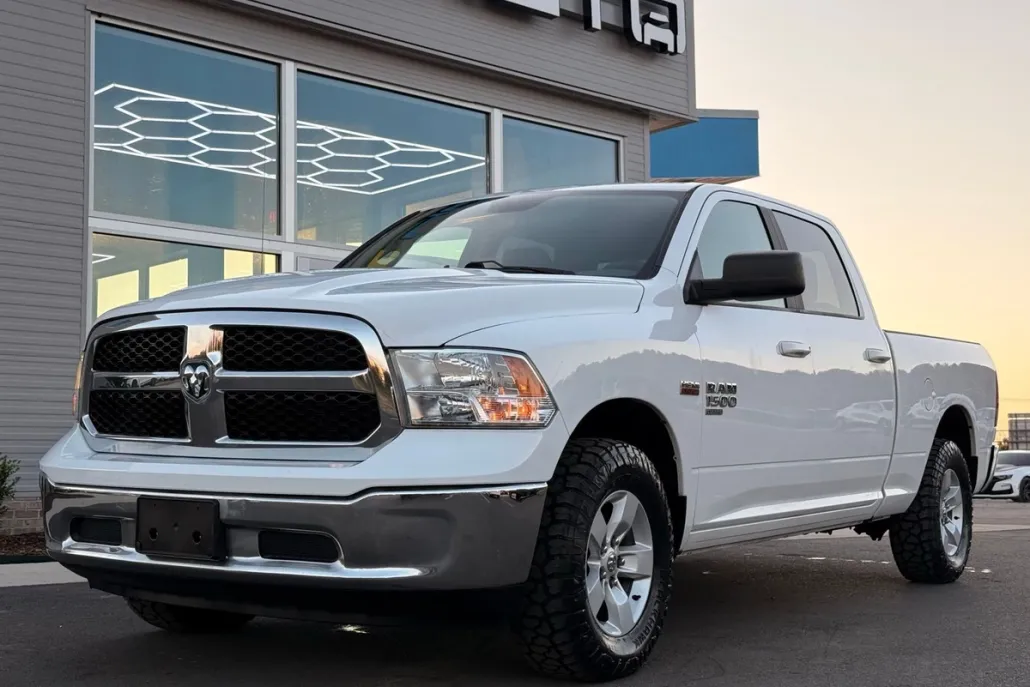 2020 Ram 1500 Classic SLT photo 1