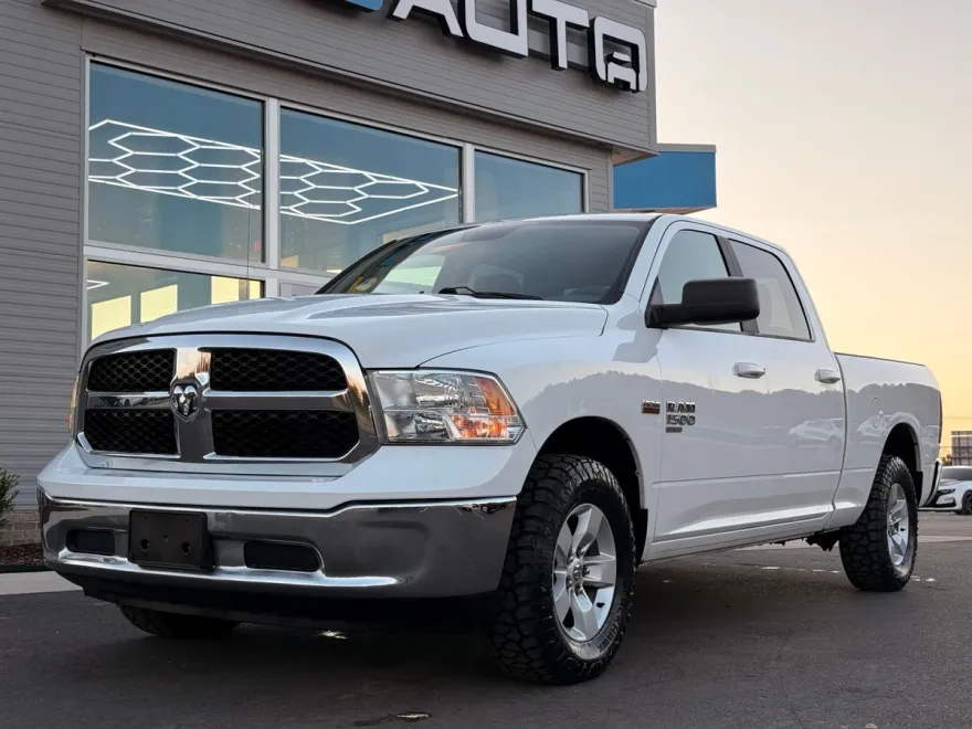 2020 Ram 1500 Classic SLT photo 1