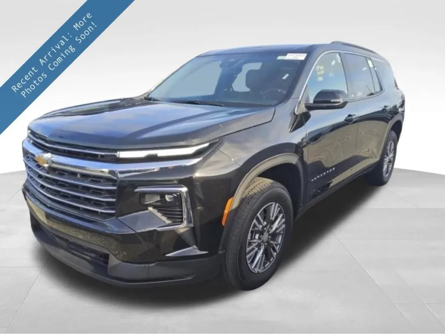 2025 Chevrolet Traverse photo 1