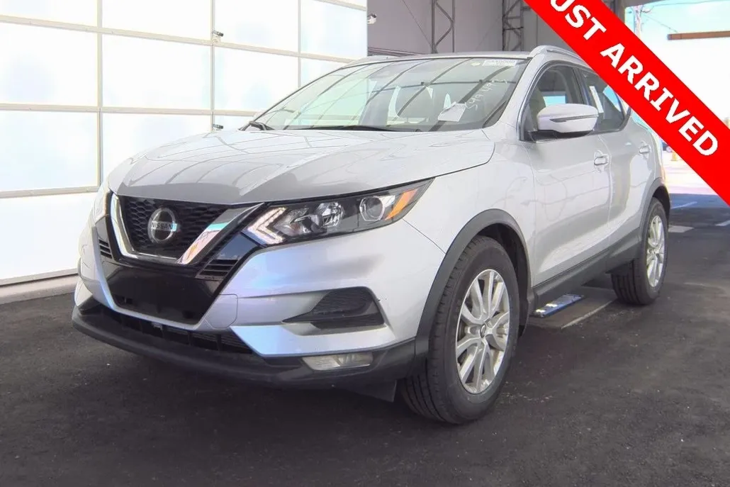 2022 Nissan Rogue Sport SV photo 1