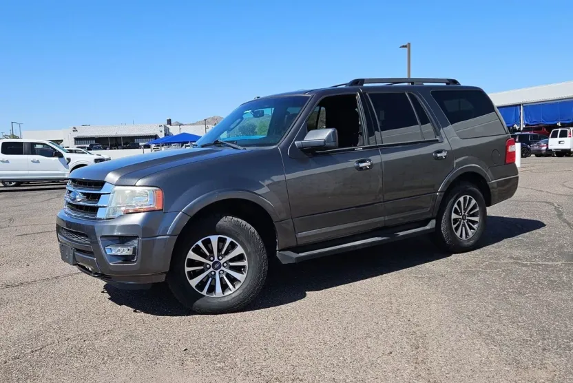 2015 Ford Expedition XLT King Ranch photo 1