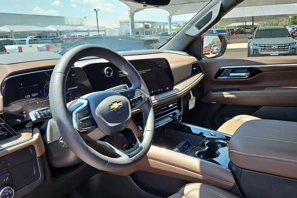 2025 Chevrolet Tahoe High Country photo 1