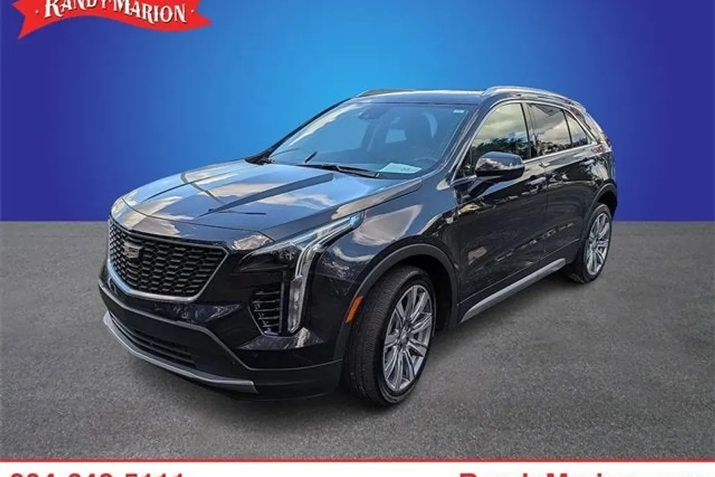 2023 Cadillac XT4 Premium Luxury photo 1