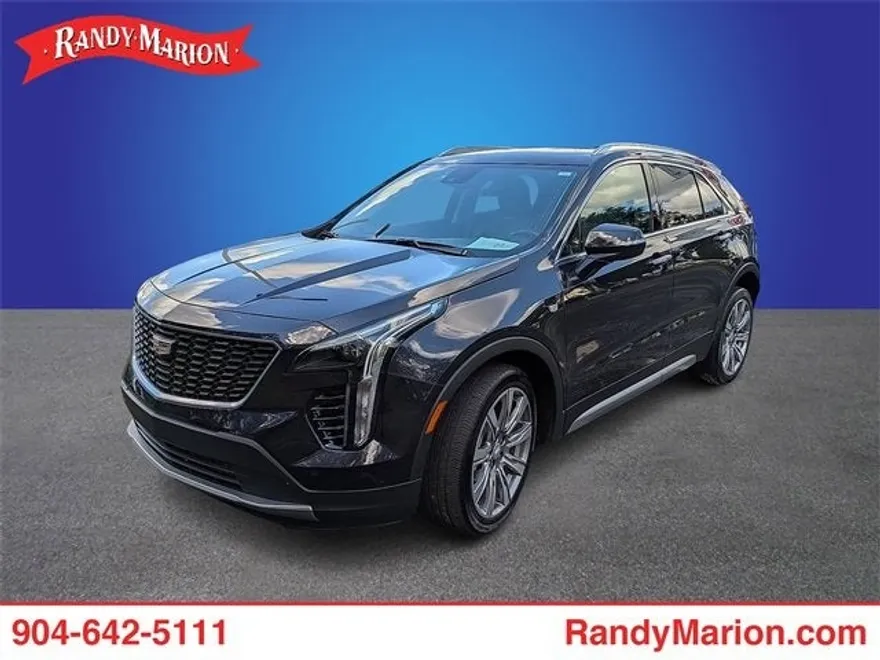 2023 Cadillac XT4 Premium Luxury photo 1