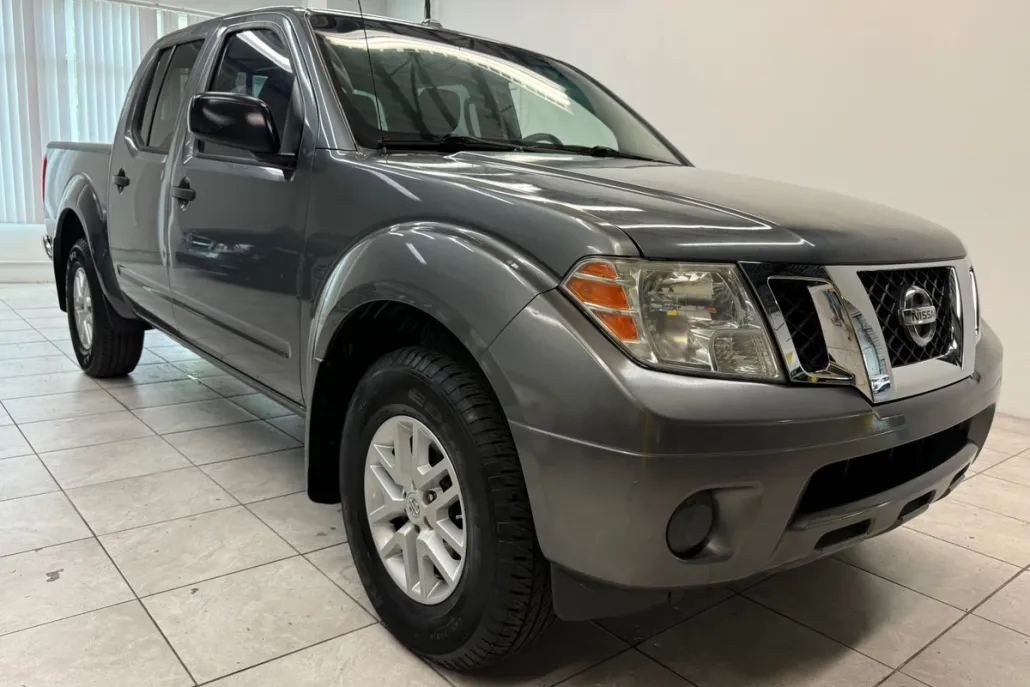 2018 Nissan Frontier Crew Cab SV photo 1