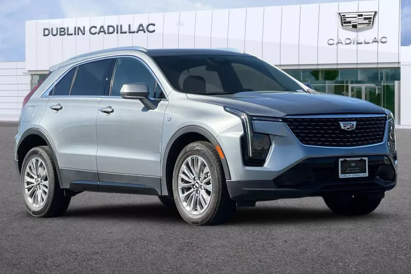 2024 Cadillac XT4 Premium Luxury photo 1