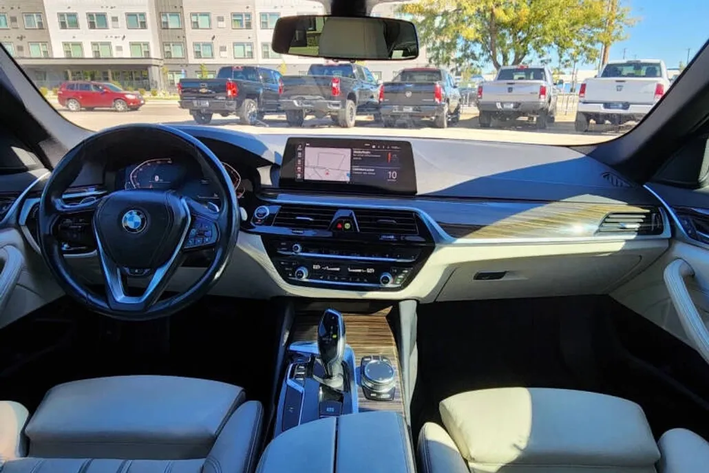 2020 Bmw 530i xDrive Sedan photo 1