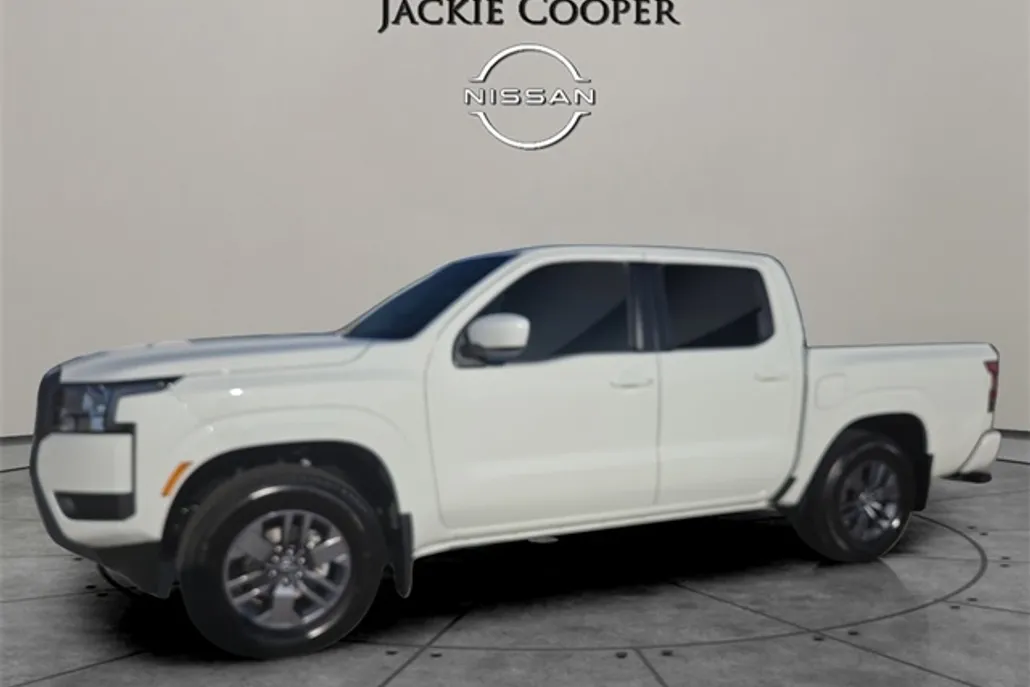 2025 Nissan Frontier SV photo 1