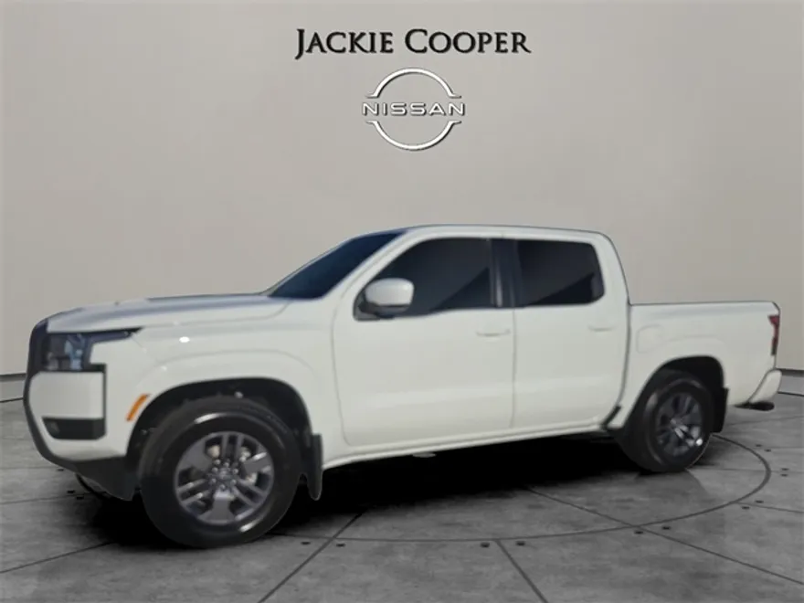 2025 Nissan Frontier SV photo 1