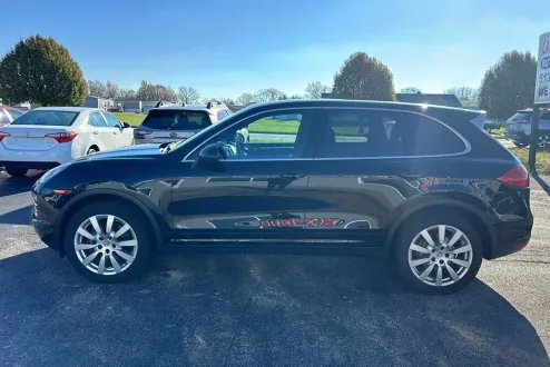 2014 Porsche Cayenne Platinum Edition photo 3