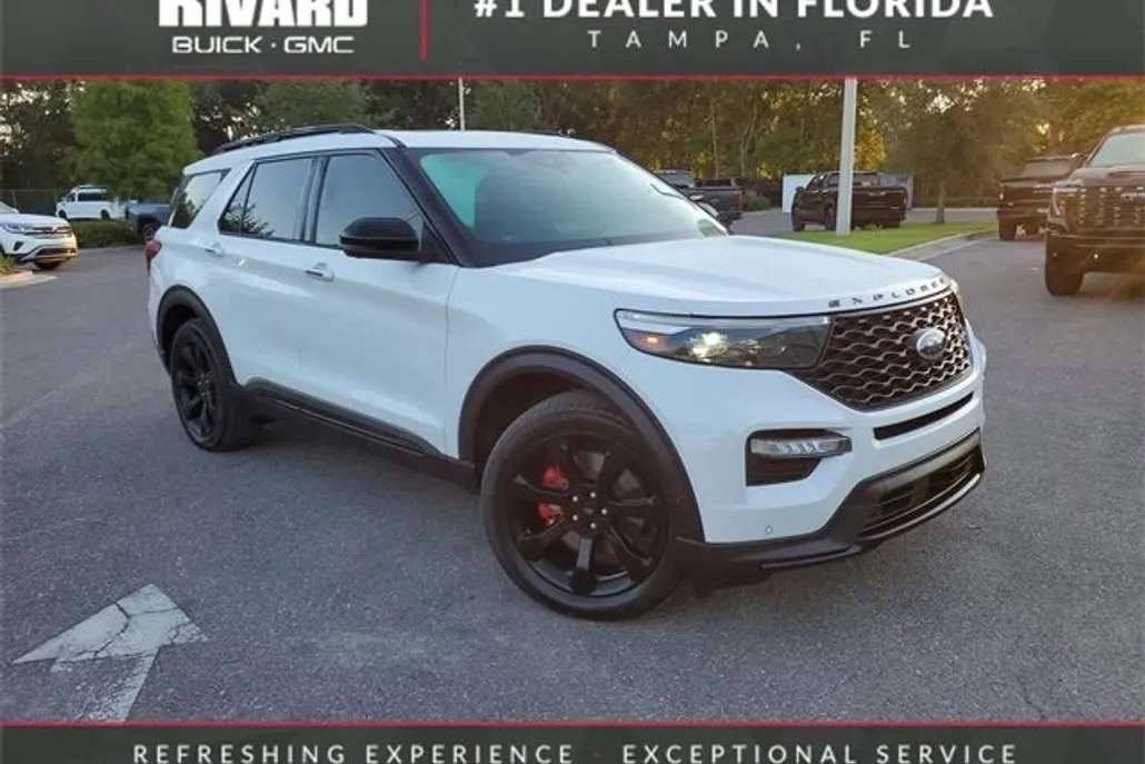 2020 Ford Explorer ST photo 1