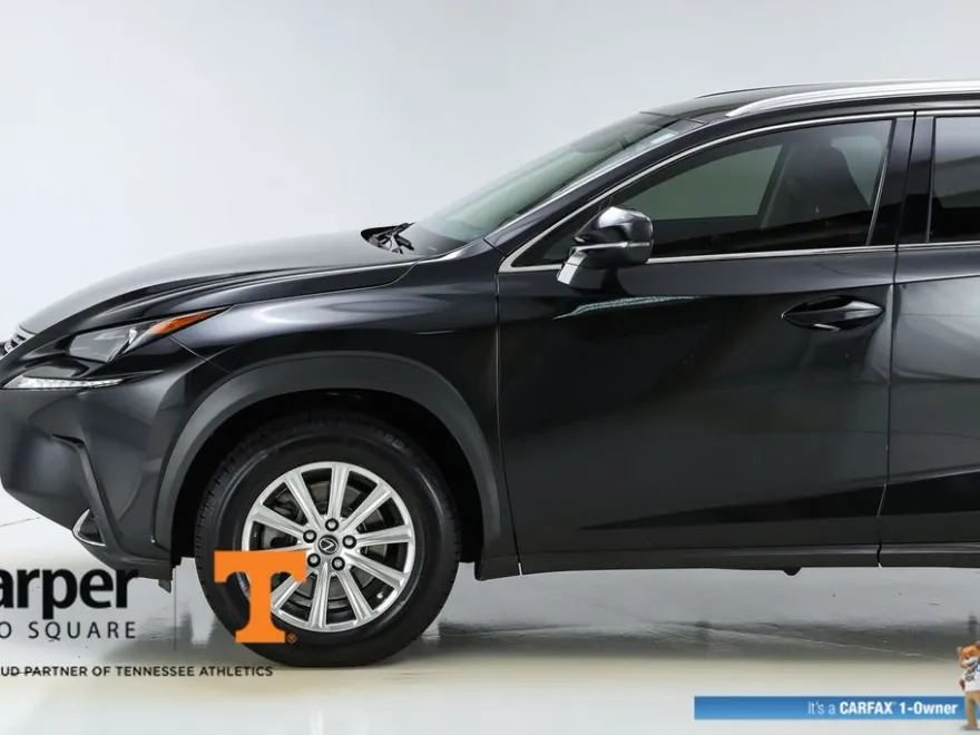 2021 Lexus NX 300 photo 3
