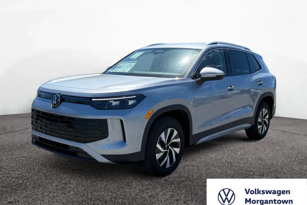 2025 Volkswagen Tiguan S photo 1