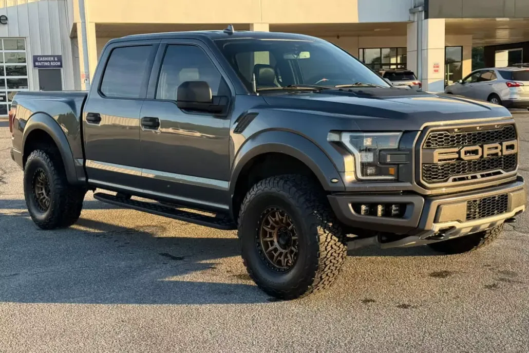 2019 Ford F-150 Raptor photo 1