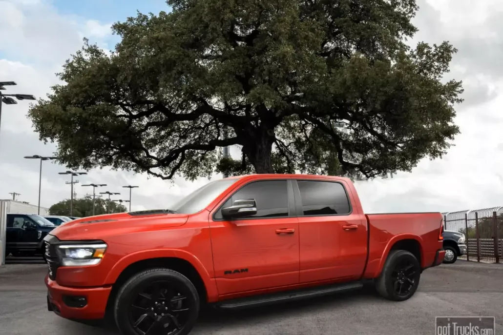 2022 Ram 1500 Laramie photo 1
