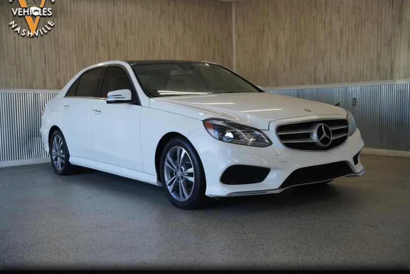 2016 Mercedes Benz E 350 4MATIC photo 1
