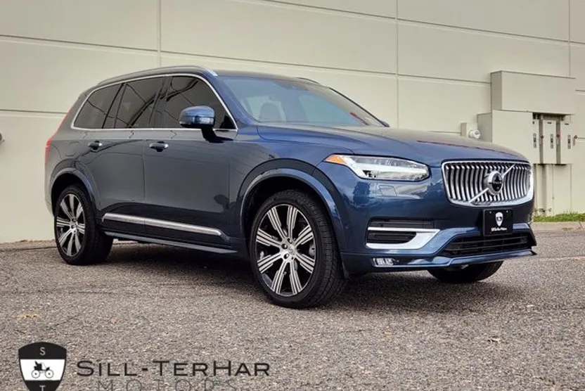 2021 Volvo XC90 T6 Inscription photo 1