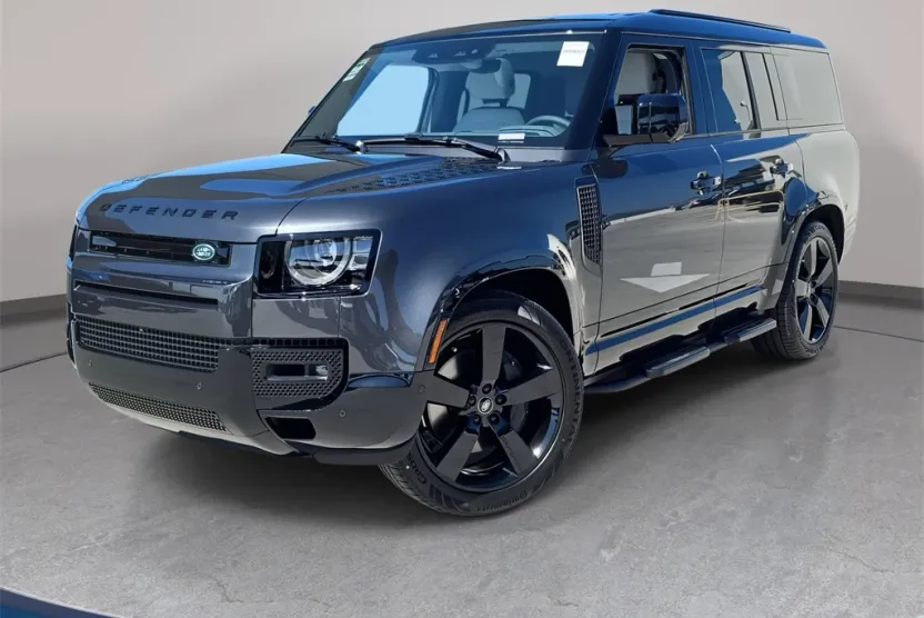 2025 Land Rover Defender 130 X-Dynamic SE photo 1