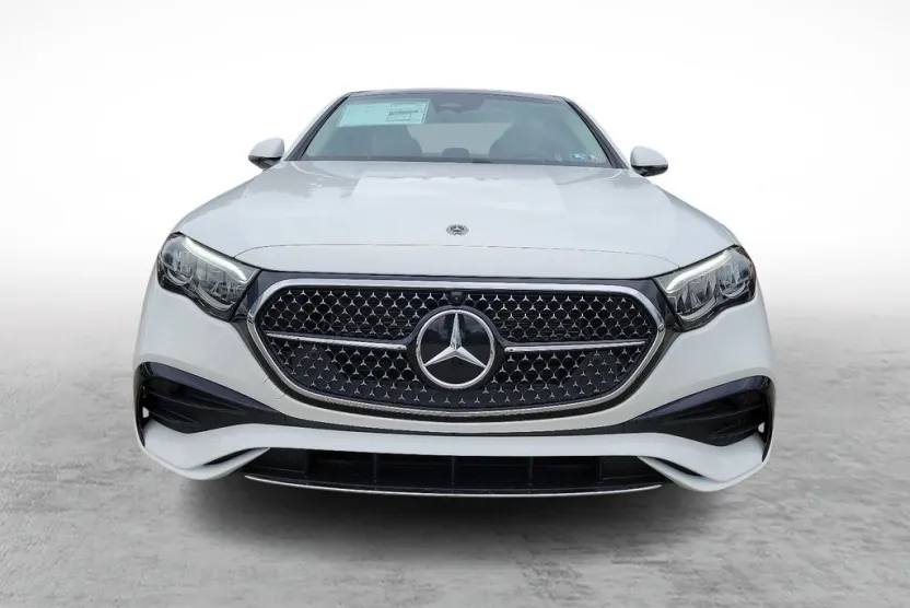 2025 Mercedes Benz E 350 4MATIC photo 1