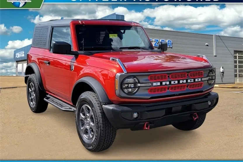 2023 Ford Bronco Base Big Bend Black Diamond Outer Banks photo 1