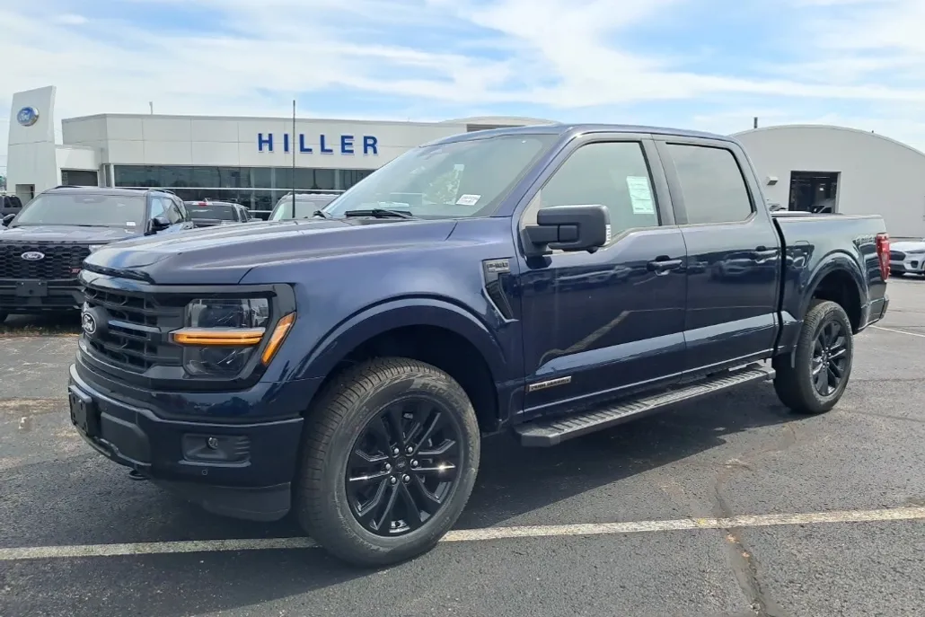 2025 Ford F-150 XLT photo 1