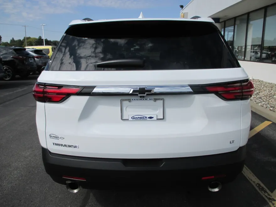 2023 Chevrolet Traverse Cloth photo 1