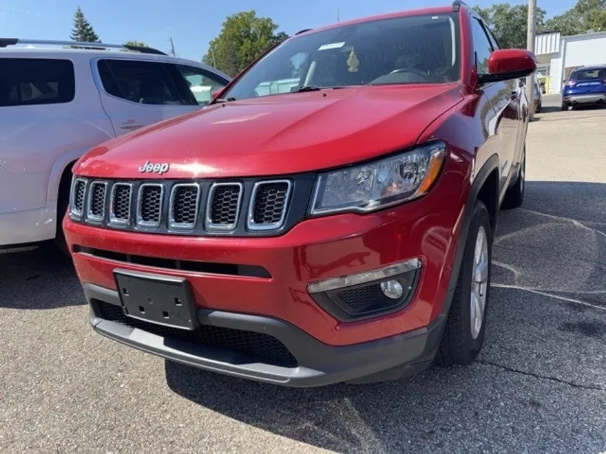 2020 Jeep Compass Latitude photo 1
