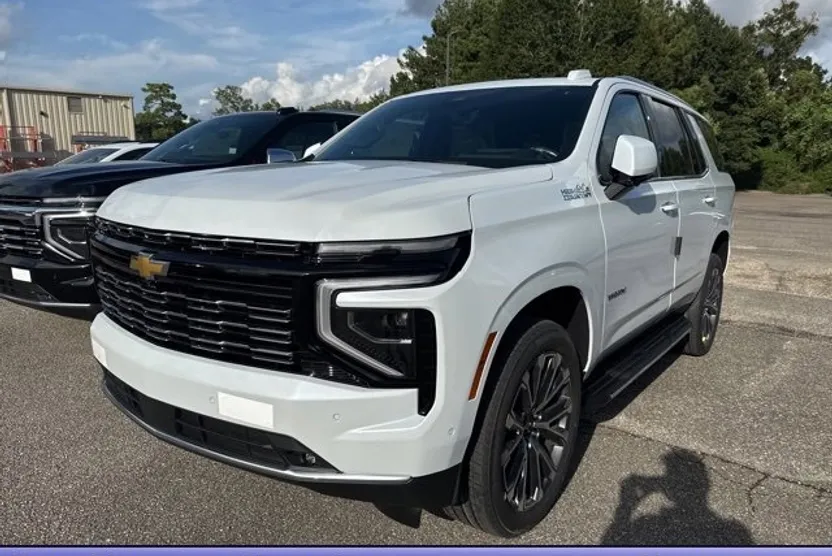 2026 Chevrolet Tahoe High Country photo 1