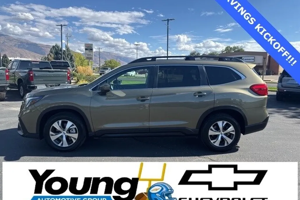 2024 Subaru Ascent Premium photo 1