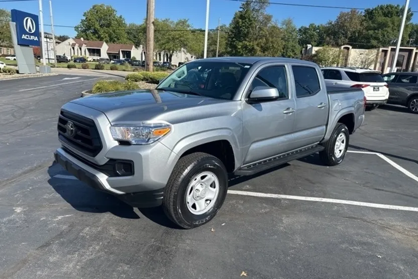 2023 Toyota Tacoma SR V6 4x4 photo 1