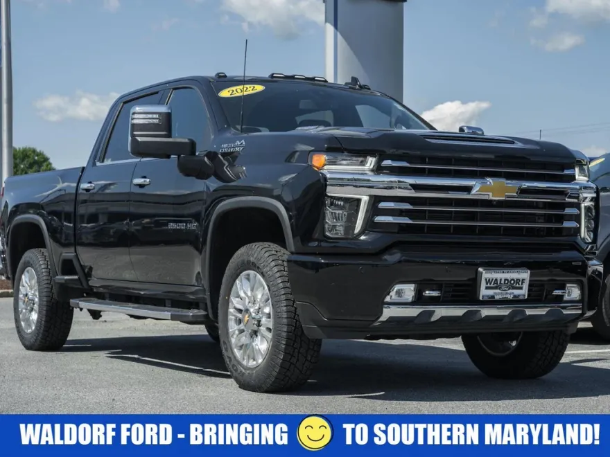 2022 Chevrolet Silverado 2500HD High Country photo 1